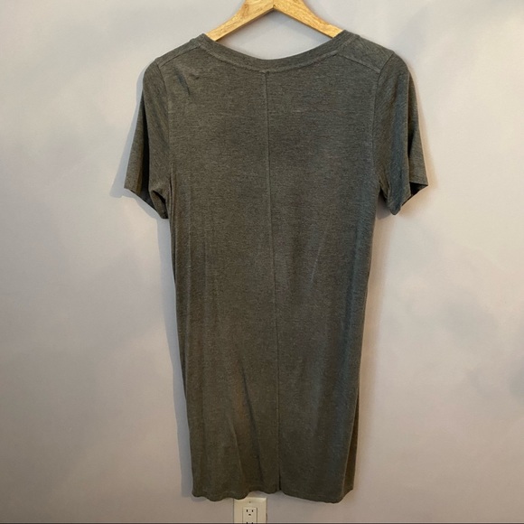 Babaton gray t-shirt dress - Picture 3 of 3